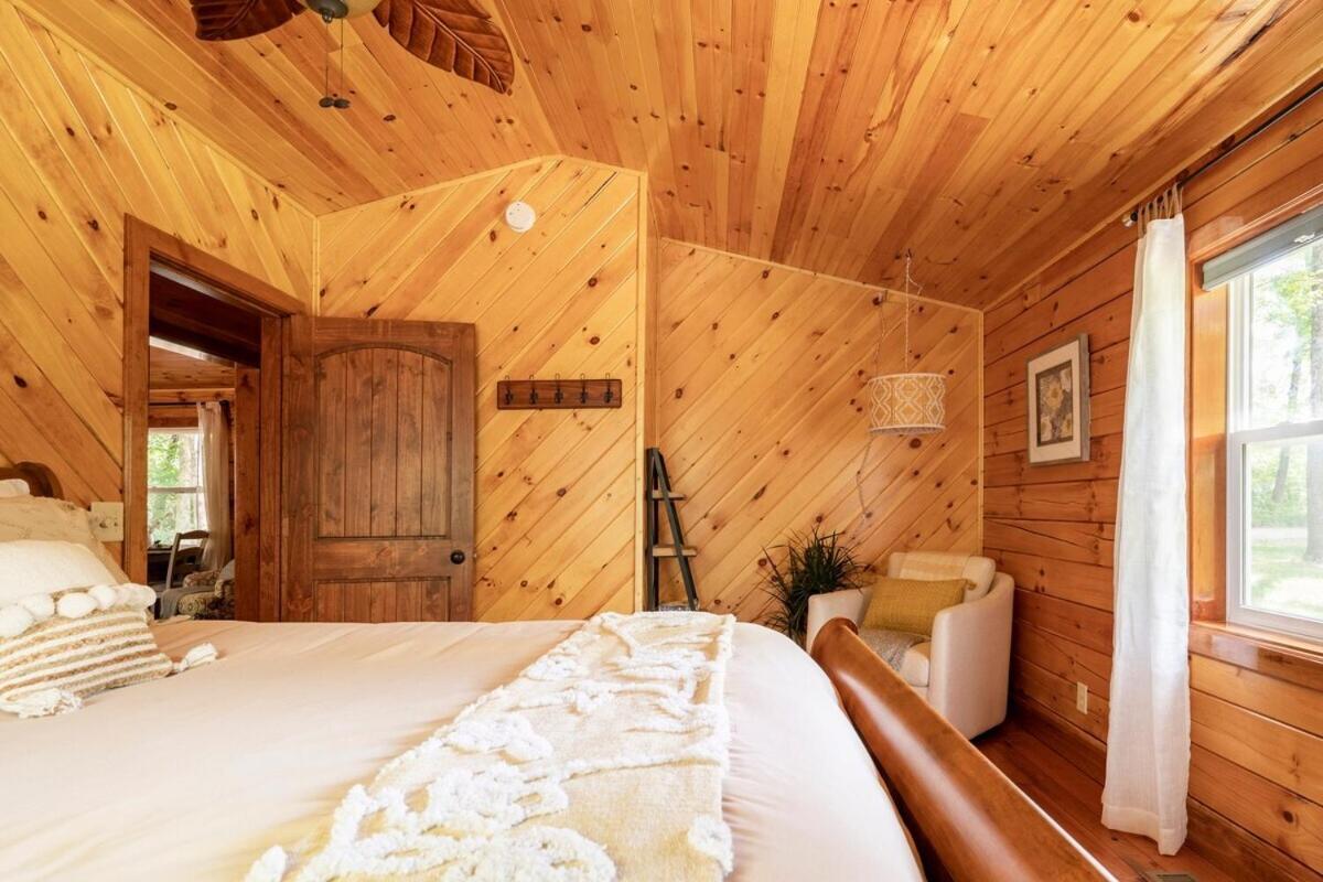Secluded Wooded Cabin Near The Hocking Hills New Straitsville Εξωτερικό φωτογραφία