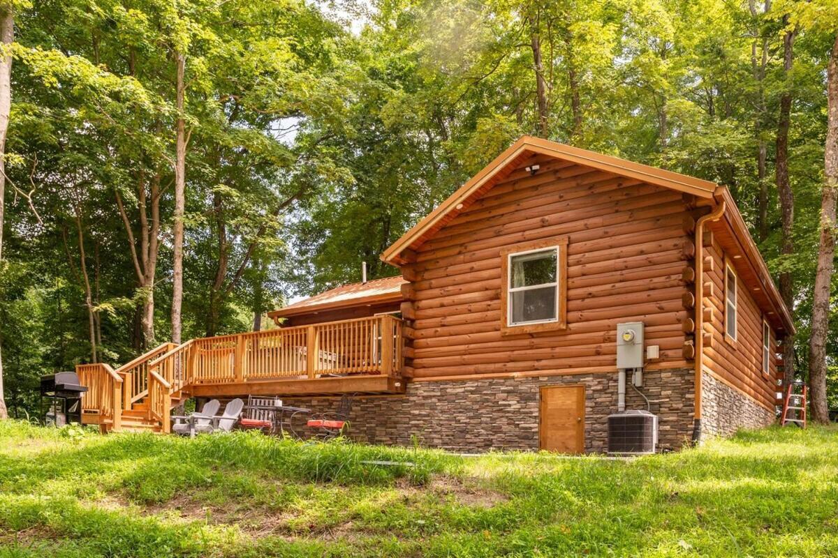 Secluded Wooded Cabin Near The Hocking Hills New Straitsville Εξωτερικό φωτογραφία