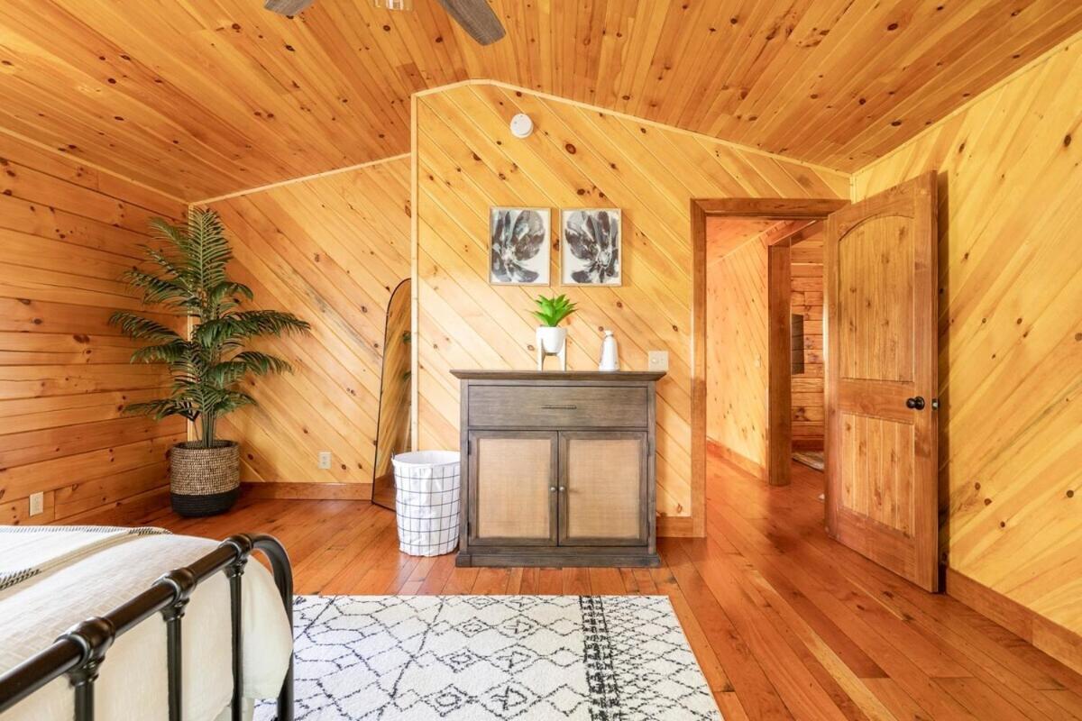 Secluded Wooded Cabin Near The Hocking Hills New Straitsville Εξωτερικό φωτογραφία