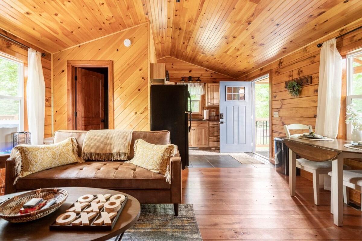 Secluded Wooded Cabin Near The Hocking Hills New Straitsville Εξωτερικό φωτογραφία
