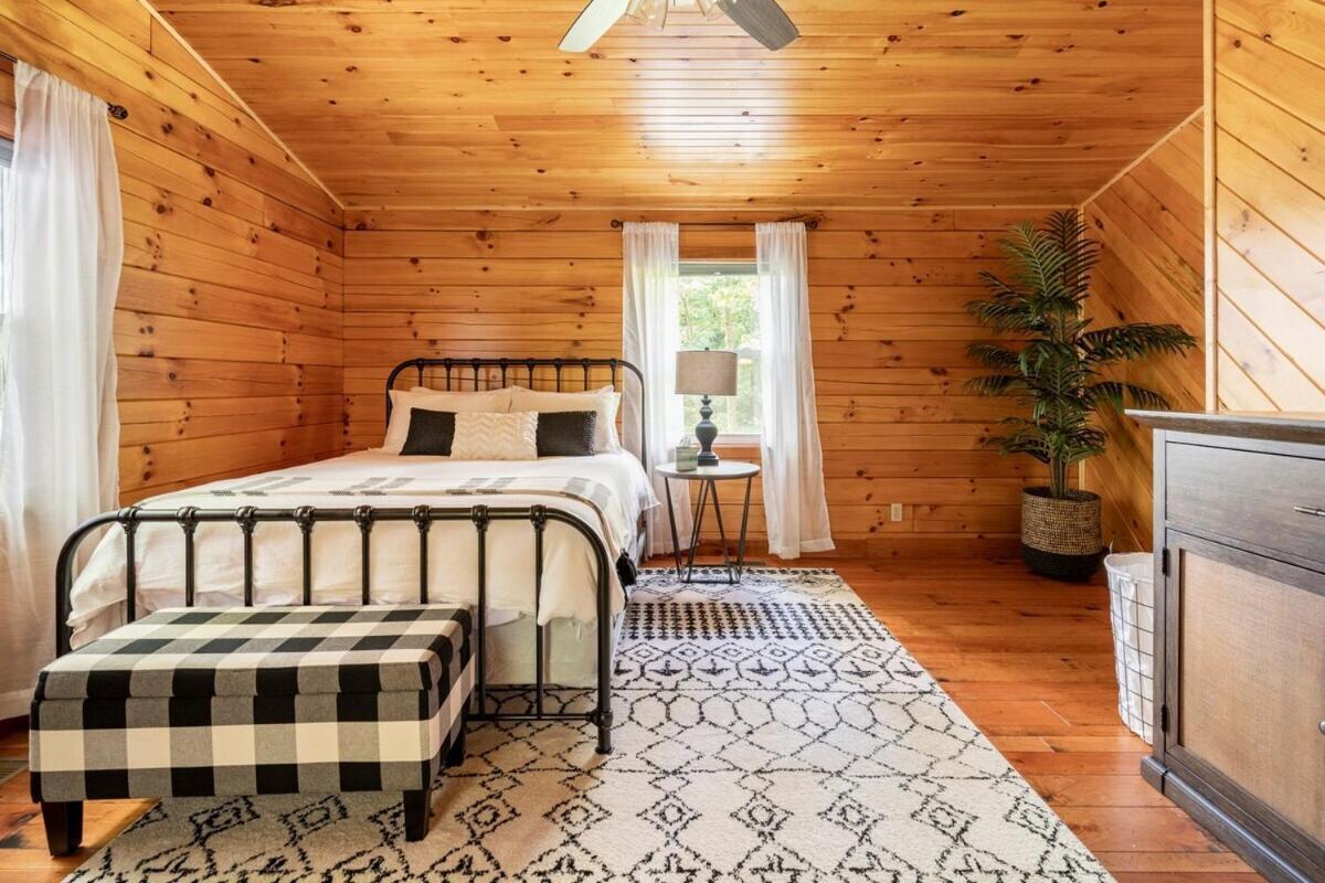 Secluded Wooded Cabin Near The Hocking Hills New Straitsville Εξωτερικό φωτογραφία