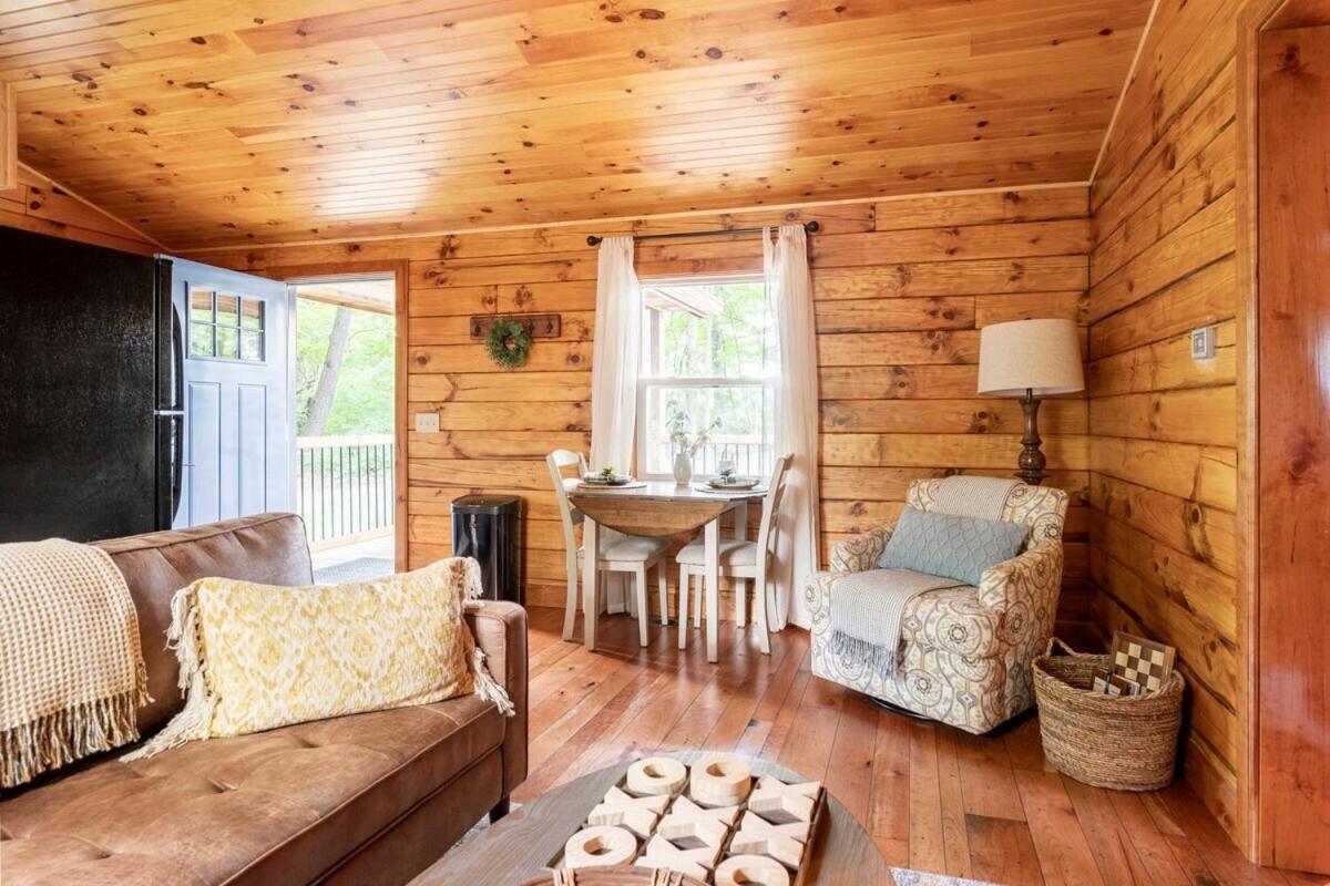 Secluded Wooded Cabin Near The Hocking Hills New Straitsville Εξωτερικό φωτογραφία